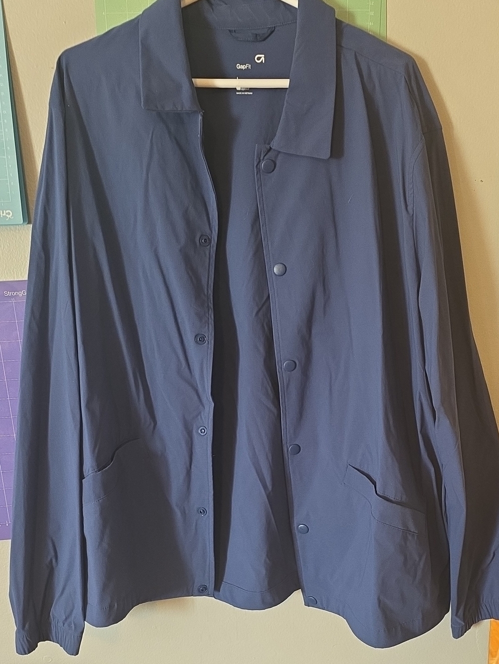 GAP Men’s Dark Navy Lightweight Button Shirt Jacket